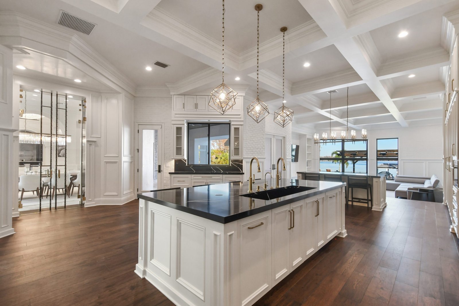 Orlando Luxury Builders: Redefining Ultra-Luxury Living in Central Florida